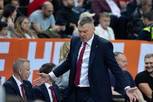 „Barcelona“ vadovas J. C. Navarro patvirtino: Šaras gali išvykti