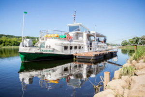 Ketina branginti keliones Nemunu – biudžetinė įstaiga teisinasi, kad laivui trūksta keleivių