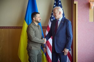 J. Bidenas paskelbė apie naują 375 mln. dolerių vertės pagalbos paketą Ukrainai