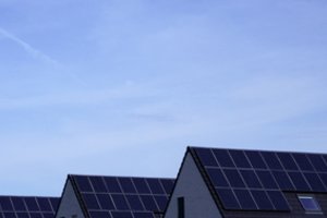 Per tris savaites – 10 tūkst. paraiškų kompensacijoms už saulės elektrines: prašo daugiau nei 27 mln. eurų