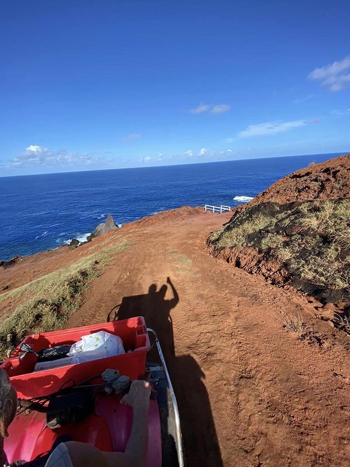 Dominykas Kneižys dalijasi pasakojimu ir vaizdais iš retai turistų aplankomų salų Ramiajame vandenyne – Pitcairn ir Solomon.<br>D.Kneižio nuotr. 