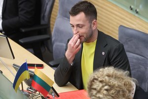 Lygių galimybių kontrolieriaus tarnyba netirs T. V. Raskevičiaus elgesio dėl replikų apie P. Gražulio religinius įsitikinimus