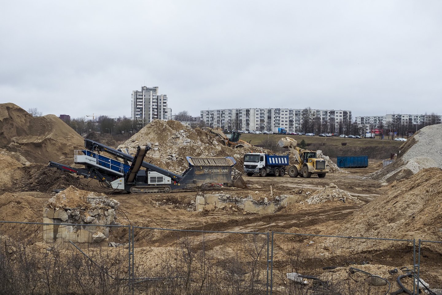 Vilniaus nacionaliniam stadionui pagaliau išduotas statybos leidimas. Nors, atrodo, formalumas, žinant, kaip ilgai šis projektas strigo, šis žingsnis išties svarbus.<br>V.Ščiavinsko nuotr.