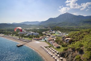 Šiame Turkijos viešbutyje vienai svečių grupei – ypatingas dėmesys: su jais personalas sveikinasi pirmiausia