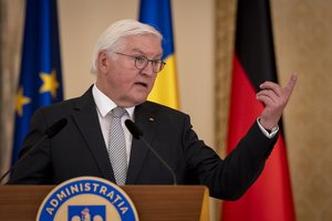 Vokietijos prezidentas Rumunijoje: Berlynas padės sustiprinti NATO rytinį flangą