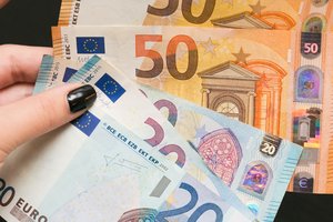 Palūkanas už indėlius didina dar vienas bankas: štai kiek mokės