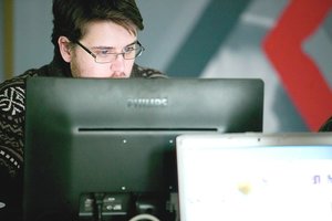 Įvertino, kaip keitėsi atlyginimai: viena grupė darbuotojų sulaukė nemenko pajamų didėjimo