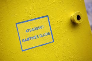 Gamtinių dujų kaina Europoje nusmuko iki žemiausio lygio per beveik dvejus metus