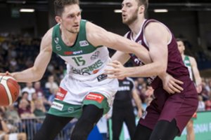 Į tikruosius namus grįžtantis „Žalgiris“ tikisi užbaigti revanšo seriją Kaune: „Svarbiausia neišsigąsti, jei turime blogesnę atkarpą“