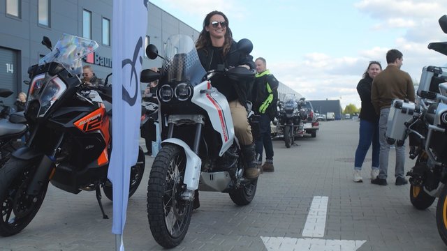 Neeilinės transporto priemonių varžytuvės: pirmą kartą Lietuvoje išrinktas metų motociklas