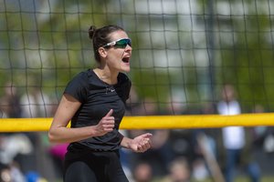 Lietuvos moterų paplūdimio tinklinio rinktinė Slovakijoje žengė į pusfinalį