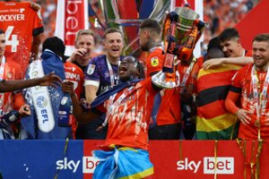 „Luton Town“ iškovojo bilietą į kito sezono Anglijos „Premier“ lygos kovas