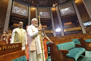 N. Modi iškilmingai atidarė naująjį Indijos parlamento pastatą