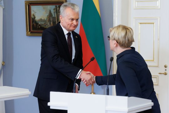 Gitanas Nausėda ir Ingrida Šimonytė.