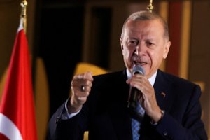 Dar vienus prezidento rinkimus laimėjęs R. T. Erdoganas pažadėjo turkams aukso amžių