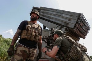 Gynėjai papasakojo apie situaciją Bachmuto ruože, rusai keičia deportuotų ukrainiečių vaikų vardus ir gimimo datas