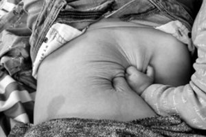 Beveik 90 proc. mamų nepatenkintos savo kūnu – „Virtuali kūnų galerija“ keičia požiūrį į gimdžiusios moters išvaizdą