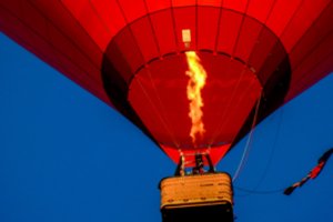 Gera žinia mėgstantiems oro balionus – ši pramoga Vilniuje ir Kaune išliks