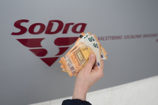 Nuo ketvirtadienio nebelieka galimybės įmokų „Sodrai“ mokėti grynaisiais pinigais Lietuvos pašte.