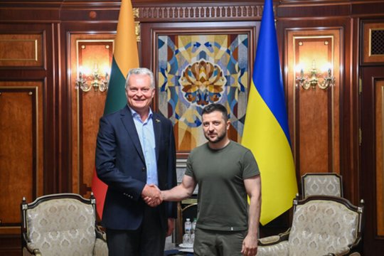 G. Nausėda, susitikęs su V. Zelenskiu: būsime kartu su Ukraina iki pergalės.