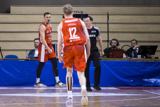  Ernestas Sederevičius lieka Utenoje