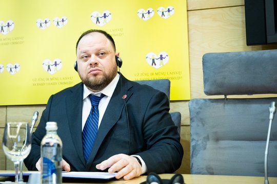 Ukrainos Aukščiausiosios Rados pirmininko kreipimasis, Ruslanas Stefančukas.