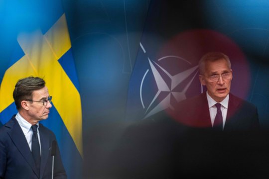 Švedijos ministras pirmininkas Ulfas Kristerssonas ir NATO generalinis sekretorius Jensas Stoltenbergas.