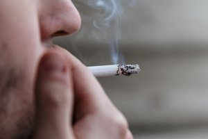 Gydytoja pulmonologė atskleidė, kokiame amžiuje metus rūkyti dar galima susigrąžinti sveikatą: kūnas atsigauna po pirmų savaičių