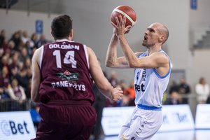 Neįtikėtinas „Lietkabelio“ išsigelbėjimas: paskutinę sekundę taškus įmetę panevėžiečiai išlygino LKL bronzos serijos rezultatą