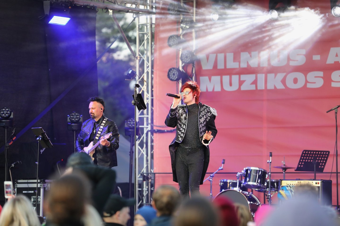 Sostinės jubiliejaus proga Vilniaus gyvenamuosiuose rajonuose įsikūrė atvira muzikos salė.<br> Kastyčio Mačiūno nuotr.