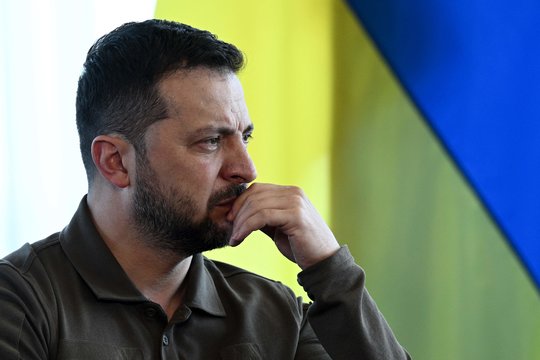 V. Zelenskis.