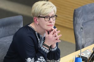 I. Šimonytei – socialdemokratų raginimas išlipti iš apkasų ir stabdyti švietimo privatizavimą