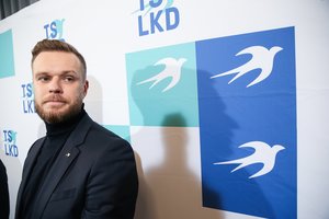 Konservatoriai sujudo: kiekvienas, įsivėlęs į „čekiukų“ skandalą privalo pateikti pasiaiškinimą