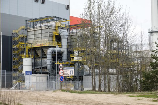 Mano, kad jau reiktų ruoštis rinkos pokyčiams, kuriuos sukels Vilniaus kogeneracinės jėgainės (VKJ) veiklos pradžia.