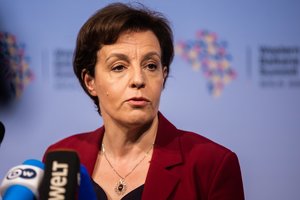 Kosovo užsienio reikalų ministrė: šalis yra atvira galimybei surengti šiaurėje naujus rinkimus