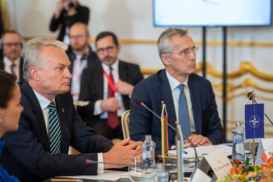 Gitanas Nausėda antradienį dalyvavo Bukarešto devyneto susitikime su NATO generaliniu sekretoriumi Jensu Stoltenbergu.
