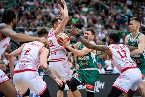 Iki titulo liko žingsnis: trečiajame finalo mače „Žalgiris“ apgynė savo tvirtovę – „Rytas“ subyrėjo po pertraukos