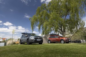 Septynviečio „Dacia Jogger Hybrid“ testas: erdvus, pigus, taupus, bet ar geras?