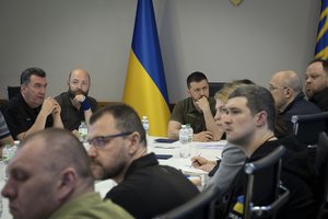 Žvilgsnis į būsimus Ukrainos pokario rinkimus: sieks valdžioje išvengti rusų agentų, svarsto dėl elektroninio balsavimo