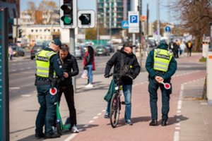 Eismo nelaimių virtinė pajūryje: nukentėjo paspirtukininkai ar jų kliudyti pėstieji, žuvo dviratininkas