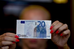 Į techninę recesiją jau įžengė visa euro zona