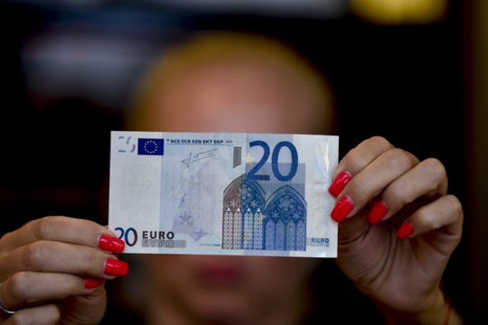 Į techninę recesiją jau įžengė visa euro zona.