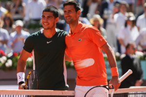 Dvikovą su C. Alcarazu pasitinkantis N. Džokovičius ispaną palygino su R. Nadaliu