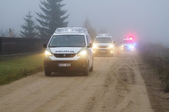  Kriminalistų duomenimis, Prienų rajone pavydo dėl moters apakintas vietos gyventojas įvykdė kraupią žmogžudystę. 