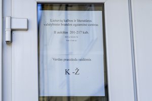 18 tūkst. abiturientų laikys anglų kalbos valstybinį brandos egzaminą
