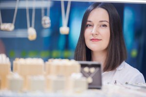 Dar nematėte tokių papuošalų, kokius gamina vilnietė: „Mano svajonė – užkariauti internetą“