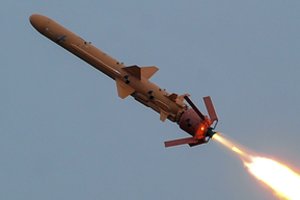 Rusų laukia ne kokie laikai: ukrainiečiai kurs didesnio nei 1000 km veikimo nuotolio raketas