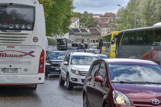 Šaltibarščių festivalio metu bus eismo ribojimų ir viešojo transporto maršrutų pakeitimų.