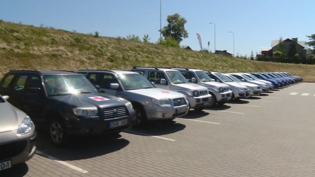 Ukrainos medikus pasieks 18 automobilių iš Lietuvos: atsakė, kokia parama reikalingiausia