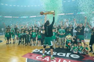 „Rytas“ nukarūnuotas – „Žalgiris“ atsisėdo į LKL čempionų sostą